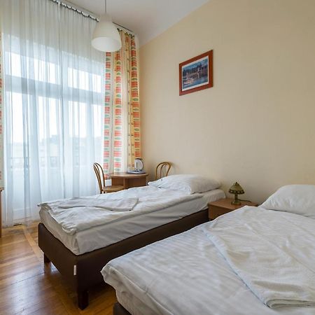 Savoy Wroclaw Hostel ภายนอก รูปภาพ