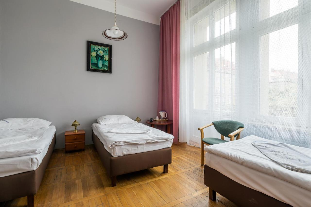 Savoy Wroclaw Hostel ภายนอก รูปภาพ