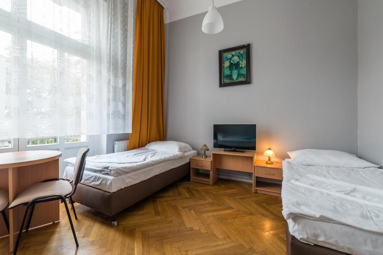Savoy Wroclaw Hostel ภายนอก รูปภาพ