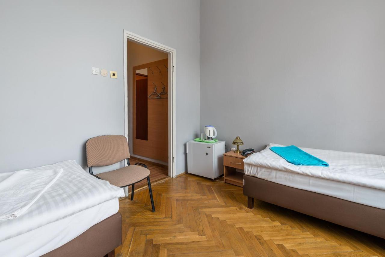 Savoy Wroclaw Hostel ภายนอก รูปภาพ